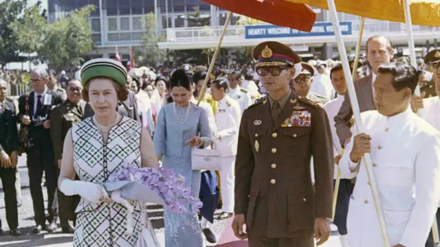 Bhumibol Adulyadej dan Ratu Elisabeth