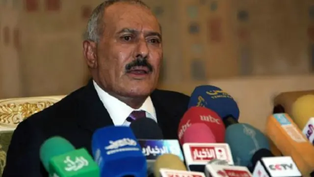 هناك قوات موالية للرئيس السابق علي عبد الله صالح تدعم الحوثيين في صراعهم مع الحكومة المعترف بها دوليا