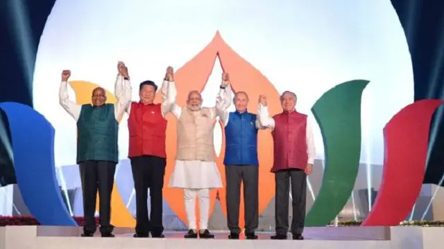 تمر روسيا والبرازيل بفترات ركود في الوقت الراهن