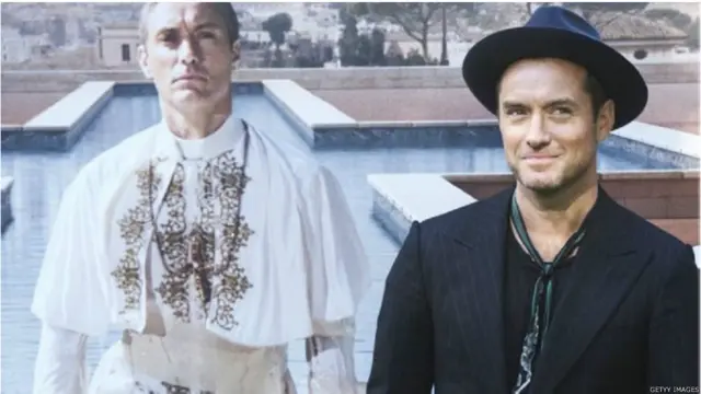 Aktor Jude Law menghadiri sesi pemotretan untuk serial drama televisi berjudul Young Pope di kedutaan Italia di Madrid. Law berperan sebagai Lenny Belardo, seorang kardinal konservatif asal Amerika yang kemudian menjadi Paus pertama Amerika dalam sejarah, bergelar Pius XII.