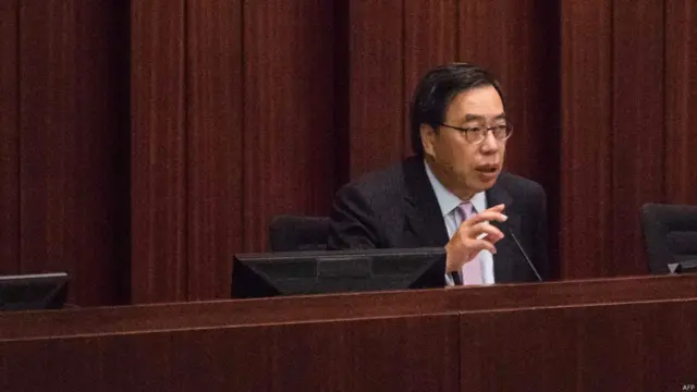 香港立法会新任主席梁君彦