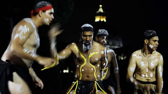 人們也許曾用衣服取代人體藝術(圖片來源:Getty Images)