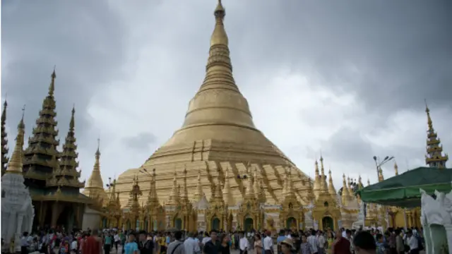 仰光大金寺中陈列着缅甸明巫师的塑像（图片来源：Getty Images)