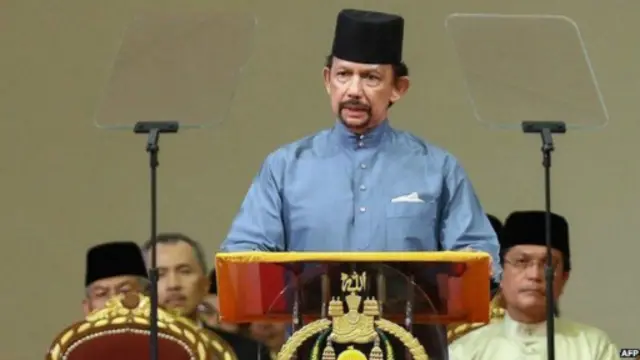 文萊蘇丹富可敵國