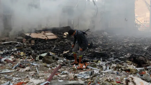 بعيد دعوة ولد شيخ أحمد ضربت طائرات التحالف مواقع للحوثيين في صنعاء