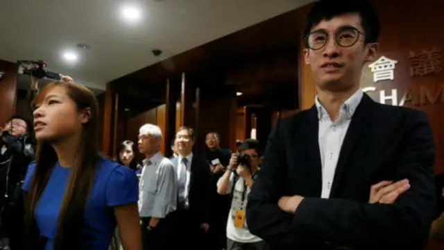 “青年新政”的梁颂恒、游蕙祯未能完成宣誓。