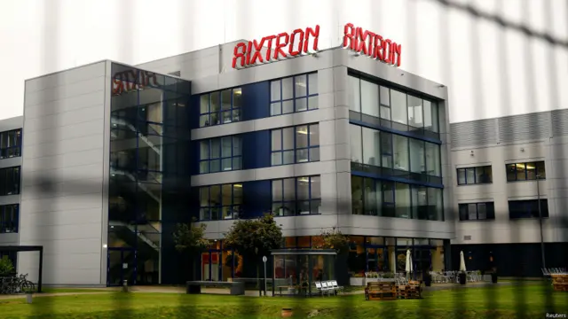 爱思强的设备主要出售给发光二极体（LED）芯片制造商