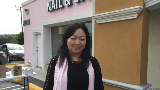 来美近30年的唐玲说，以前华人总是觉得政治这玩意儿很肮脏，不敢碰，但在美国住久了，有了切身体会。