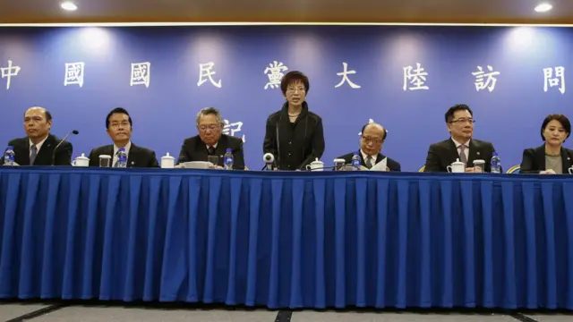 洪秀柱在会后召开约30分钟的记者会。