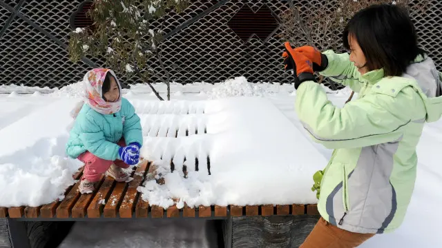 Покоління, чиє життя змалечку документується у соцмережах: чи не захочуть теперішні діти все видалити, коли підростуть?