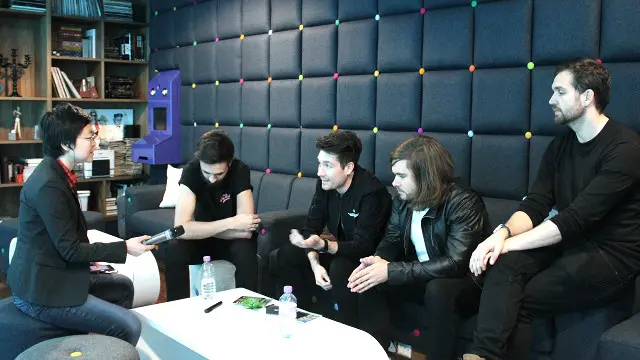 巴士底乐队接受BBC中文部记者子川独家专访（摄影：江子域）