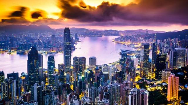 香港的面积比不上洛杉矶，但却在1,104平方公里的土地上塞进了730万人（图片来源：Getty Images）