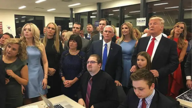 特朗普一家在看大选结果