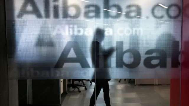 中国的女性消费者们自嘲自己是支起马云淘宝帝国背后的女人们。