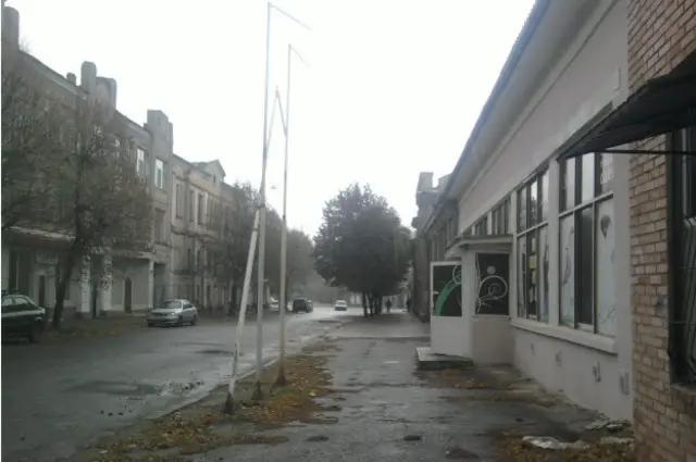 Блог з Луганська: пустир на центральній вулиці