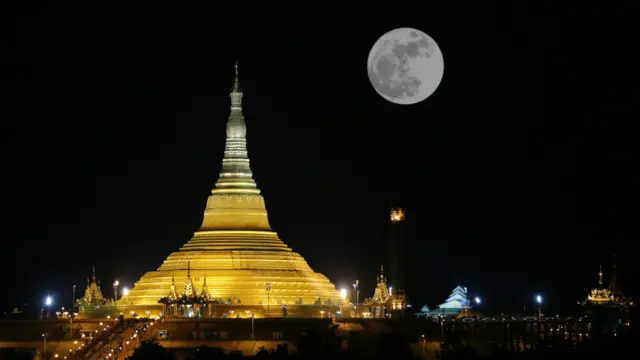 Супермісяць