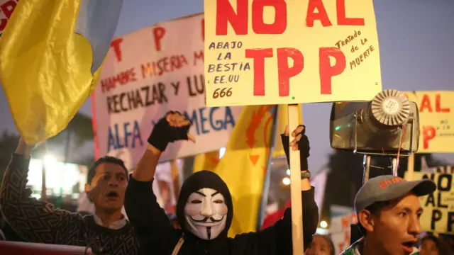 秘魯本月初曾爆發反對TPP協議的遊行示威。特朗普當選之後，秘魯把尋求與亞洲開展自由貿易的目光轉向了中國。