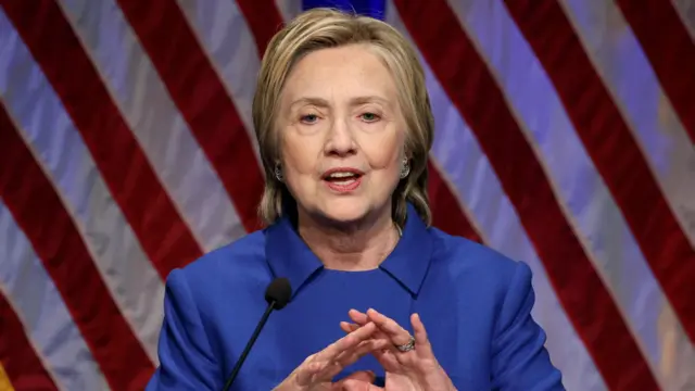 希拉里在儿童保护基金会演说