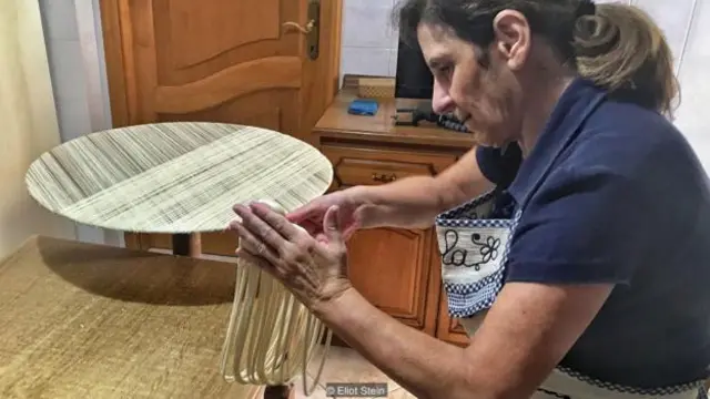  Su filindeu只有天使細麵的一半寬（圖片來源：艾略特·斯坦）