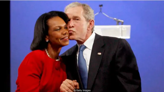 有人甚至認為，美國前總統喬治•W•布什和他的國務卿兼國家安全顧問康多莉扎•賴斯也存在「工作配偶」關係