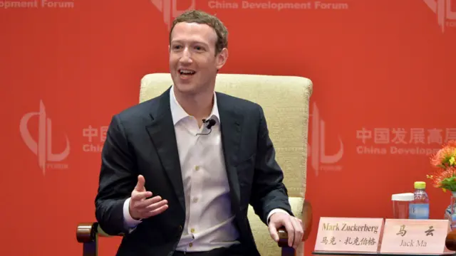 扎克伯格在北京釣魚台國賓館「中國發展高層論壇2016」經濟峰會上(新華社圖片19/3/2016)