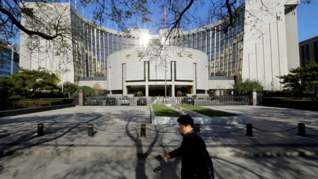 中国人民银行副行长易纲就美元强势和人民币汇率答记者问公布在央行官网。