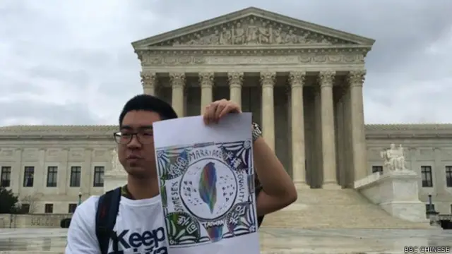 對於一些聲援同性婚姻合法的海外台灣人來說，這個法案通過還有另外一層意義—— 讓台灣成為亞洲人權的先鋒。