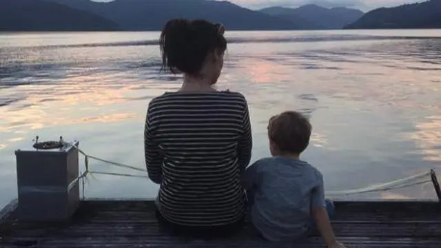 艾玛·巴特勒原计划从印度尼西亚举家返回英国,但她表示,英国脱欧公投的结果导致她重新考虑自己的未来(图片来源:Emma Butler)