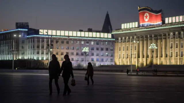 平壤金日成广场