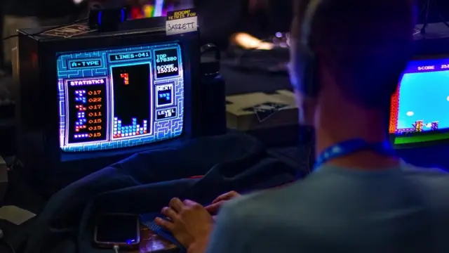 Svetsko prvenstvo u klasičnom Tetrisu je godišnji događaj koji okuplja elitne igrače koji se takmiče jedan protiv drugog