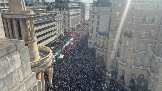 Vista aérea do protesto pró-Palestina