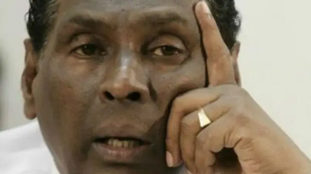 ශ්‍රී ලංකා නිදහස් පක්ෂයේ ජ්‍යෙෂ්ඨ උප සභාපති කම්කරු ඇමති ඩබ්ලිව්.ඩී.ජේ.සෙනෙවිරත්න