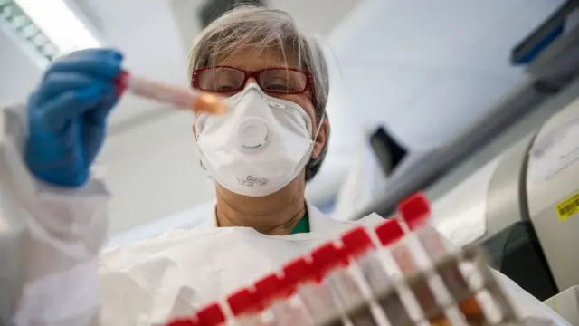 યુનિવર્સિટી ઑફ સ્ટ્રેચેડ અને આઈઆઈટી બૉમ્બે દ્વારા આ શોધ કરાઈ છે. તે ઓછી અને મધ્ય આવક ધરાવતા દેશોમાં કોવિડના ટેસ્ટિંગ મામલે મદદરૂપ થઈ શકશે.