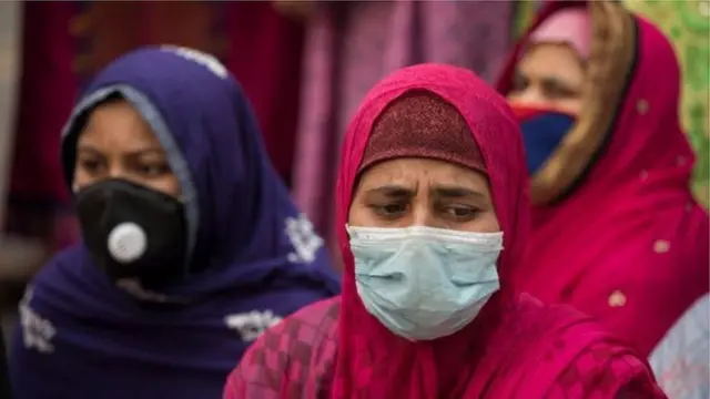 বাংলাদেশে ৩৩জনের ভেতর করোনাভাইরাস শনাক্ত হয়েছে