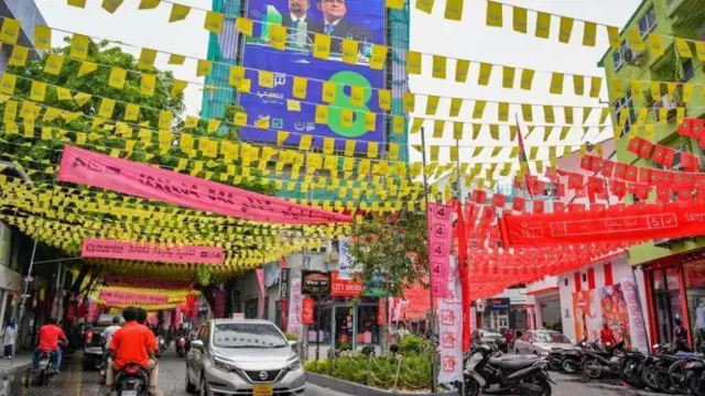 মালদ্বীপের বর্ণময় নির্বাচনে দেখা যাচ্ছে চীন ও ভারতের প্রভাব