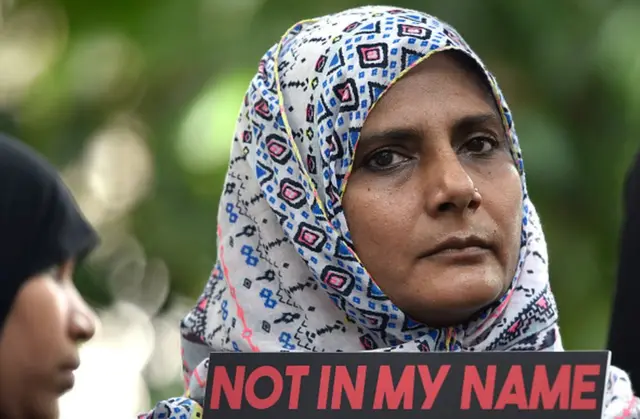 પ્રતીકાત્મક તસવીર