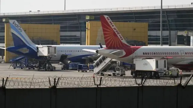 भारत से ट्रांसशिपमेंट सुविधाएं मिलना बंद होने के बाद से बांग्लादेश को गंभीर चुनौतियों का सामना करना पड़ा है