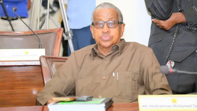 Cabdiraxmaan Maxamed Talyanle oo la tartamayay Baashe