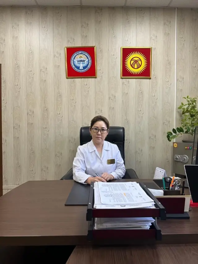 №1 төрөткананын башкы дарыгери