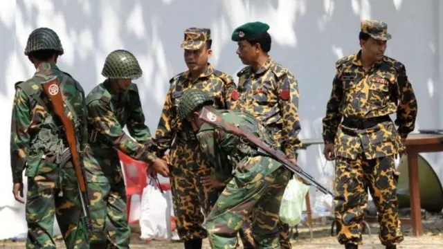 Qattiq jinsiy aloqa porno foto galereyasi Kichkina Lupy porno videoni ochirish