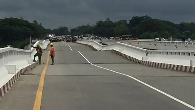 ရေတိုက်စားမှုကြောင့် တံတားဘောင်တဖက်နိမ့်ကျသွားတဲ့ဆွာချောင်းတံတား