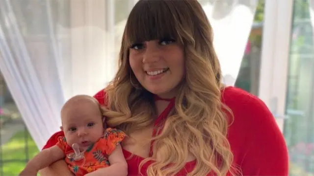 తన కూతురును శ్రద్ధగా చూసుకోవడం పట్ల గర్విస్తున్నానని బెయిలీ అంటున్నారు