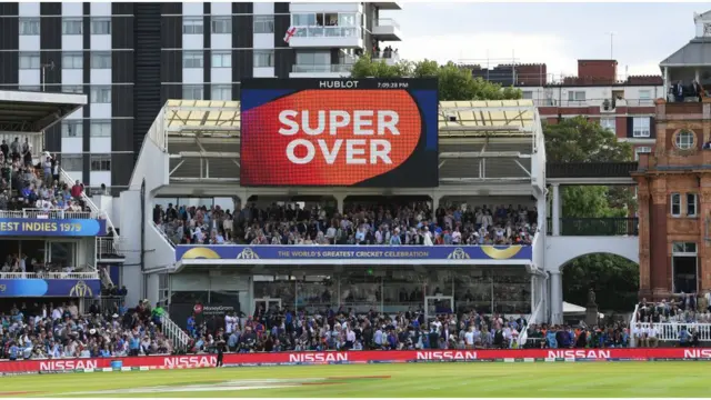 आयपीएल 2022, कोरोना, बायोबबल, आर्थिक दंड, लाळ