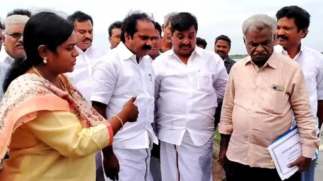 சீர்காழி அருகே கொள்ளிடம் வழியே 1.75 லட்சம் கன அடி உபரி நீர் வெளியேற்றம் - விரைவில் நிரந்தர தடுப்புச் சுவர் மற்றும் தடுப்பணை அமைக்கப்படும் என அமைச்சர் மெய்ய நாதன் உறுதி