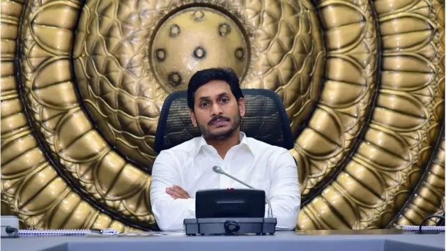 వైఎస్ జగన్