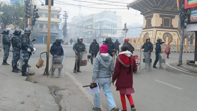 कर्फ्यू लागेको वीरगन्जको जनजीवन