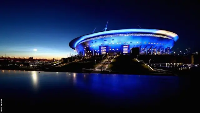 ورزشگاه سن‌پترزبورگ، سن‌پترزبورگ