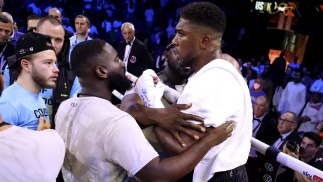 آنتونی جاشوا