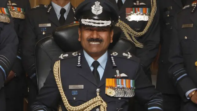 ভারতে বিমান বাহিনীর সাবেক প্রধান অরূপ রাহা