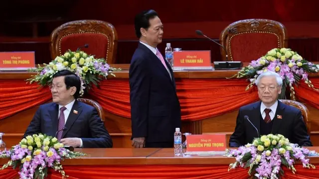 Tác giả cho rằng hoạt động chính trị đơn thuần là một khuynh hướng khả năng của mỗi người